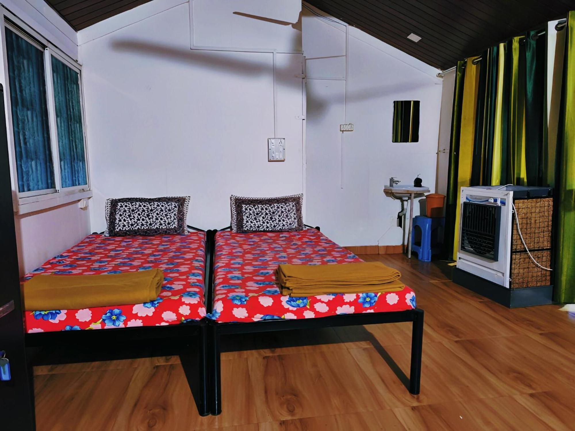 Forrest Homestay Villa Bhor Buitenkant foto