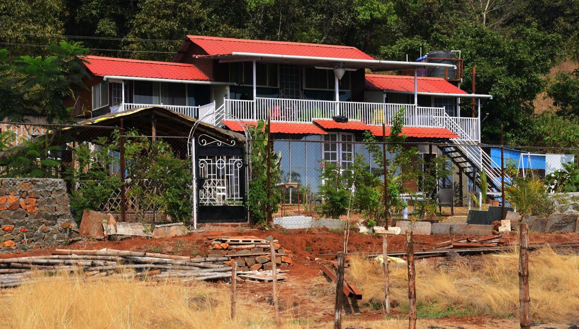 Forrest Homestay Villa Bhor Buitenkant foto